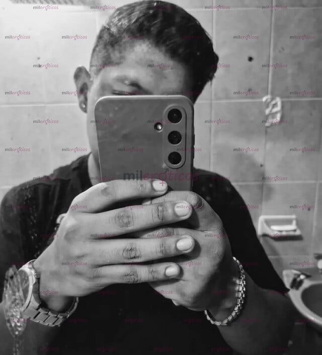 FOTOS DE HETERO, ACTIVO 27 AÑOS. 163CM MORENO. PUEDO HACER TODO LO QUE TÚ ME DIGAS...