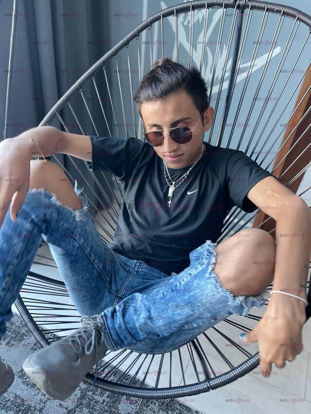 FOTOS DE SEXY Y MUY ARDIENTE TU BABY PARA DARLE VERGA O CULO CON LUGAR