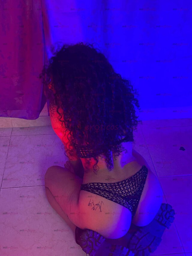 FOTOS DE UNA NENA MUY CALIENTE, 18 AÑOS, CRESPA Y CON UN LINDO CULO, VERIFICACIÓN GRATIS