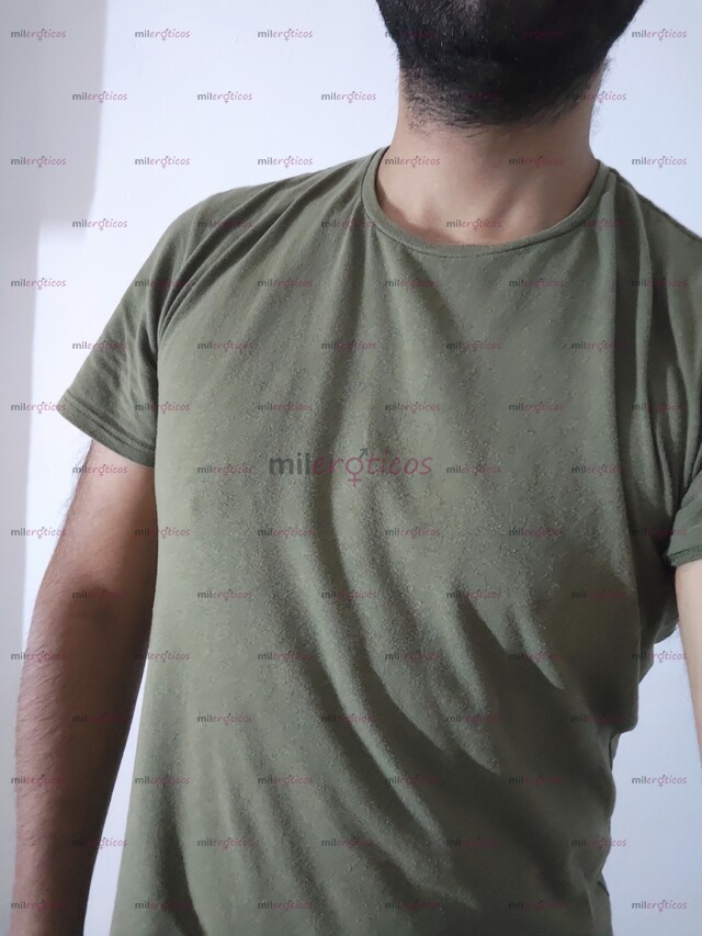 FOTOS DE MÁS QUE COMPAÑÍA: CONEXIÓN, PLACER Y PRESENCIA REAL.