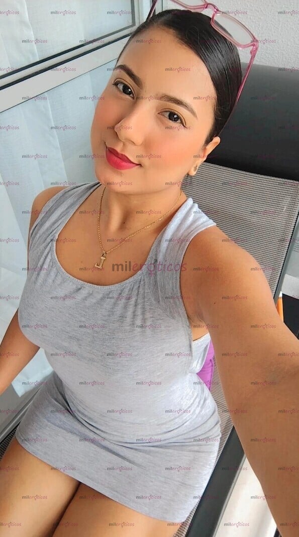 FOTOS DE SOY AMATISTA, UNA CHICA MUY BELLA Y SENSUAL, ALGO DIFERENTE POR AQUÍ...