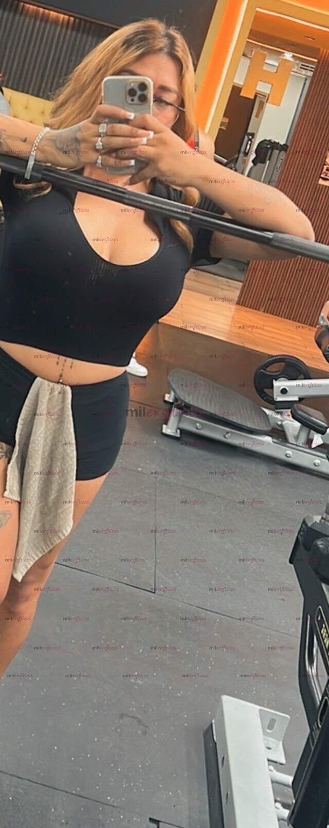 FOTOS DE HOLA CORAZÓN SOY VALERIA VALLES SKINNY DOLL DISPONIBLE SOLO SOLVENTES