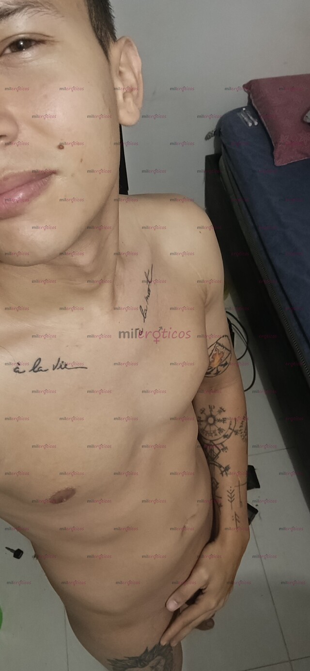 FOTOS DE JOVEN APUESTO, PULCRO Y VERGON SERVICIO PARA MUJERES