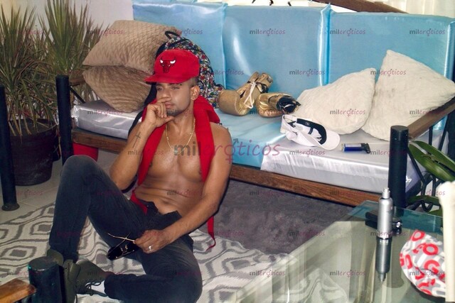 FOTOS DE RECIÉN LLEGADO MORENASO VENEZOLANO LEONARD VENDRÁ A SORPRENDER