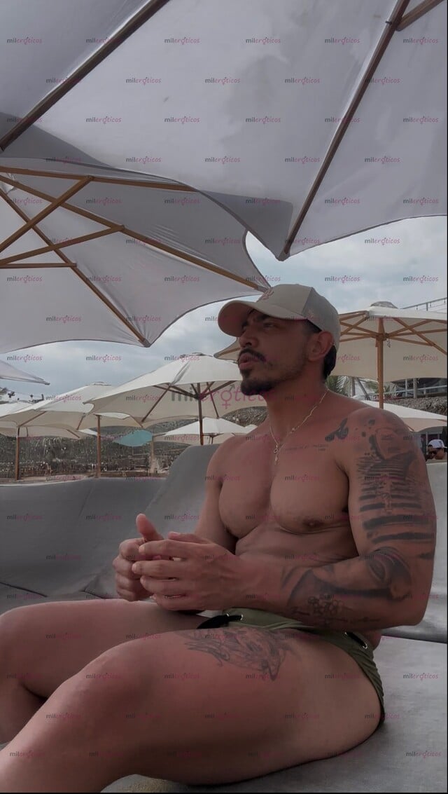 FOTOS DE AQUÍ JULIÁN, VARONIL TATUADO, BUENA COMPAÑÍA.