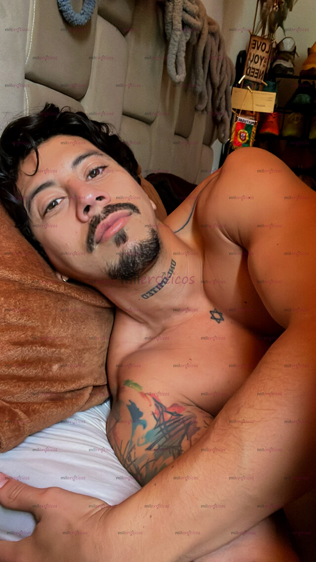 FOTOS DE JOVEN LATINO TONIFICADO MASCULINO DE 1.67