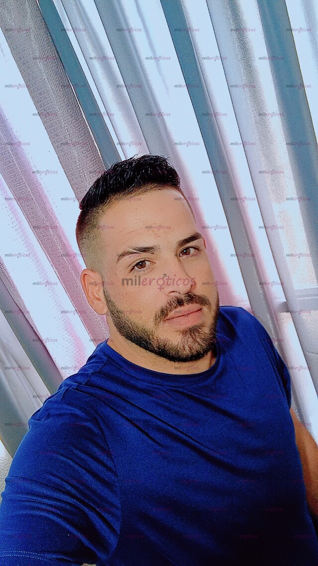 FOTOS DE ESCORTS CUBANO GRANDOTE BIEN DOTADO PARA PASARLO RICO