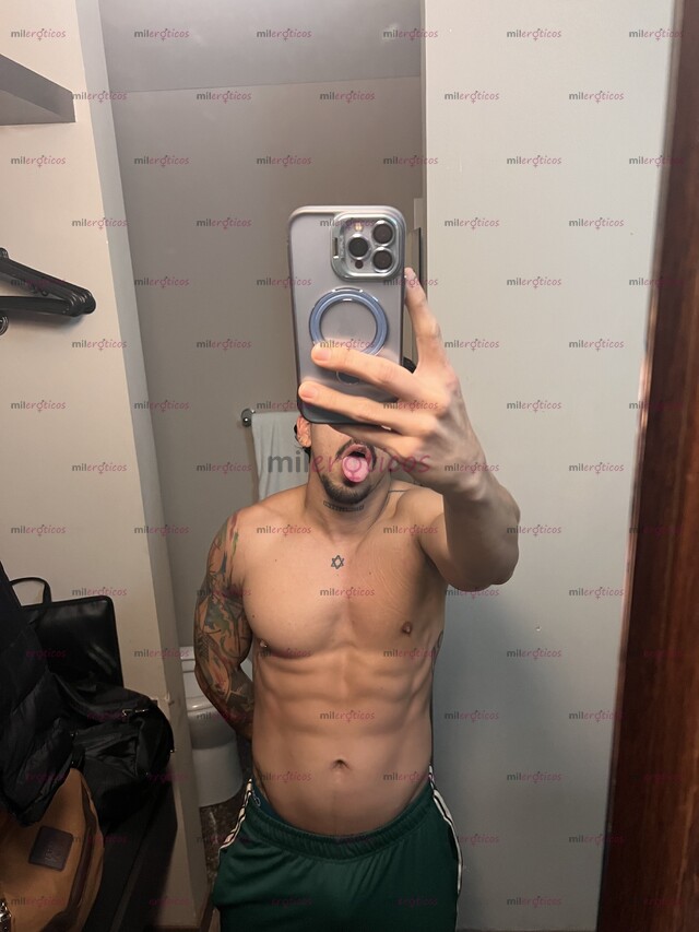 FOTOS DE JOVEN LATINO TONIFICADO MASCULINO DE 1.67