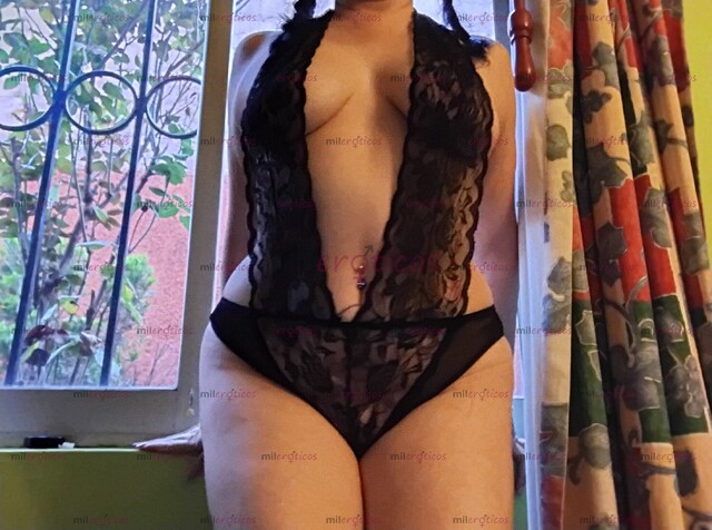 FOTOS DE VENDO VESTIDOS, LENCERÍA Y ROPA INTERIOR.