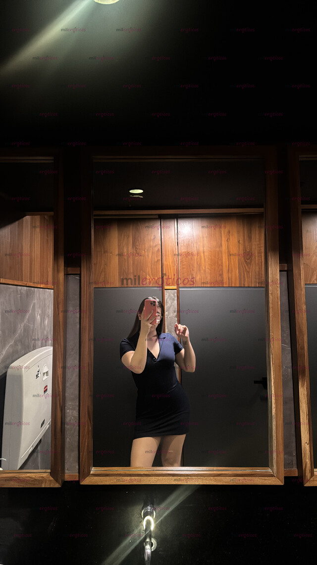 FOTOS DE CHICA DE 19 AÑOS MUY CALIENTE,HAGO SKIRT Y SOY SÚPER COMPLACIENTE