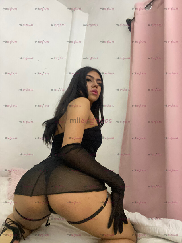 FOTOS DE DENNY TRANS CALIENTE Y FEMENINA 20 AÑOS. AMBOS ROLES