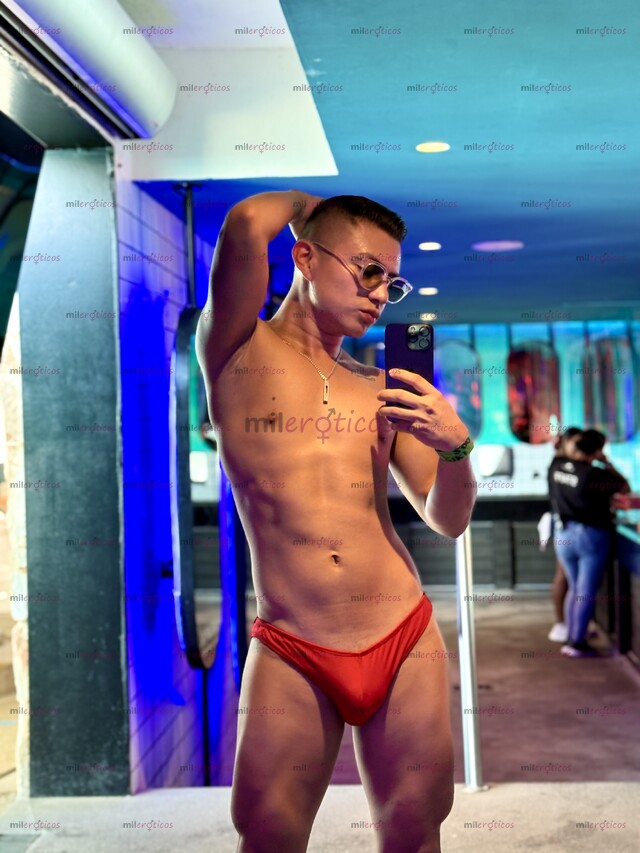 FOTOS DE JOVENCITO CALIENTE, COMPLACIENTE Y CARIÑOSO