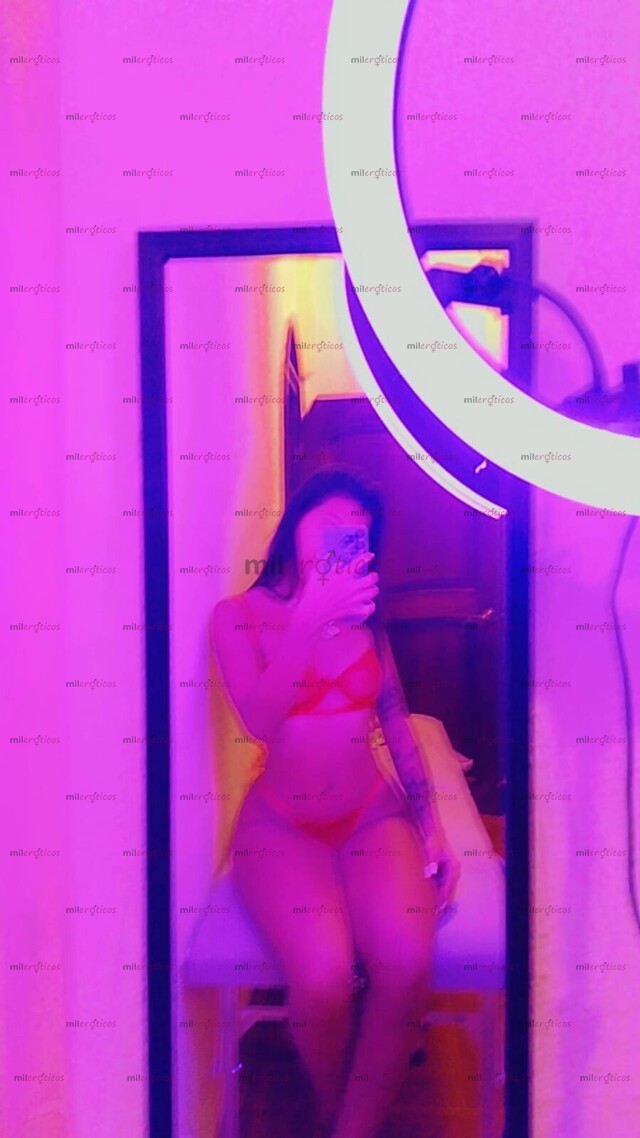 FOTOS DE TIERNA Y ESTRECHITA COLOMBIANA 19 AÑITOS ESPERANDO POR TI