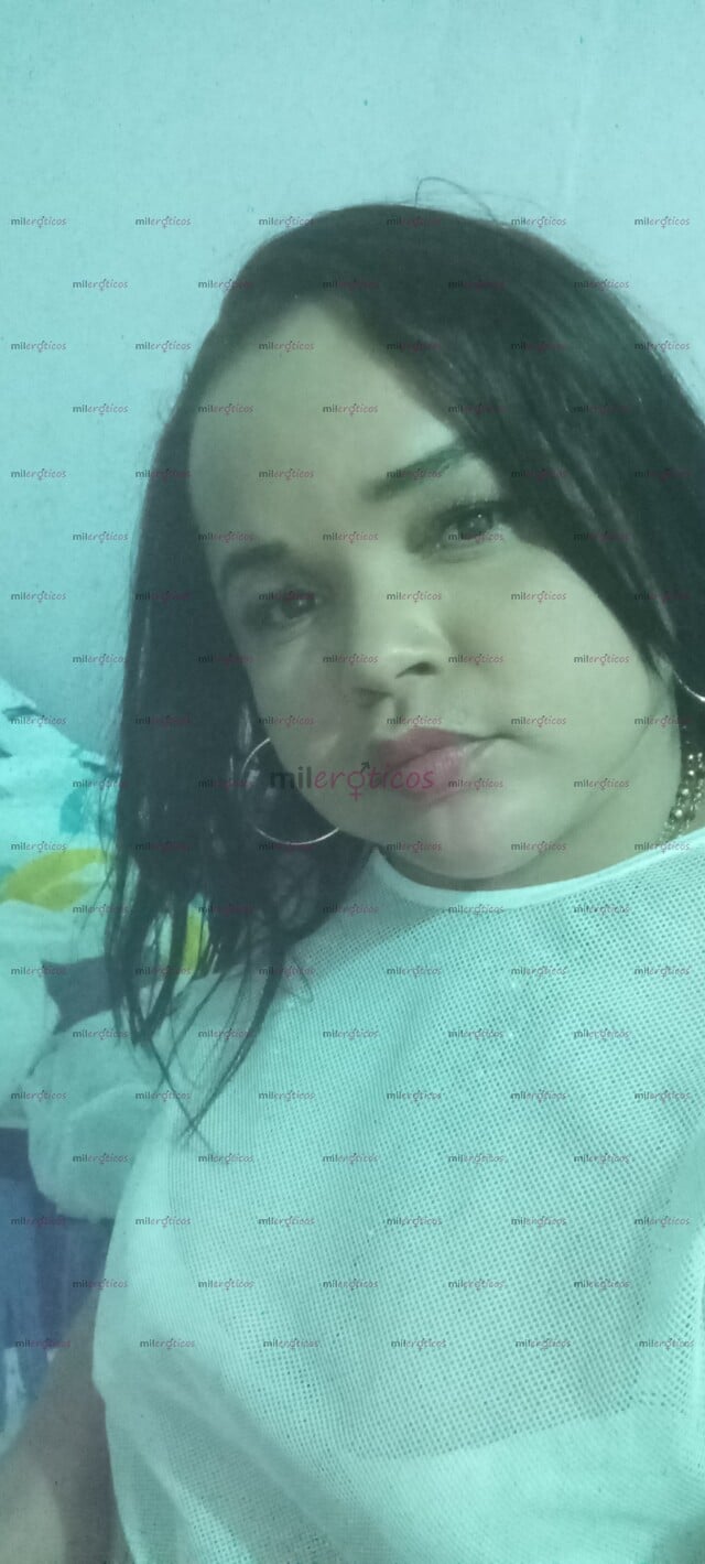 FOTOS DE ESTOY DE PASO EN LA LOMA. ME PUEDES COMUNICAR AL SIGUIENTE NÚMERO 3105038597..