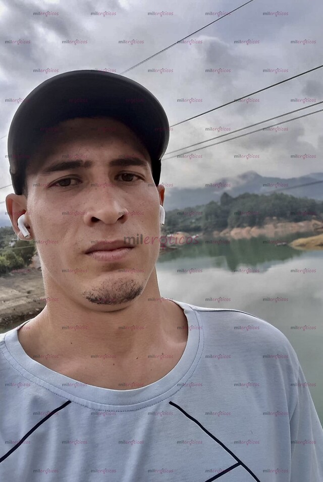 FOTOS DE PAISA ACTIVO VERGON Y MUY LECHERO 100% DISCREETO Y RESERVADO
