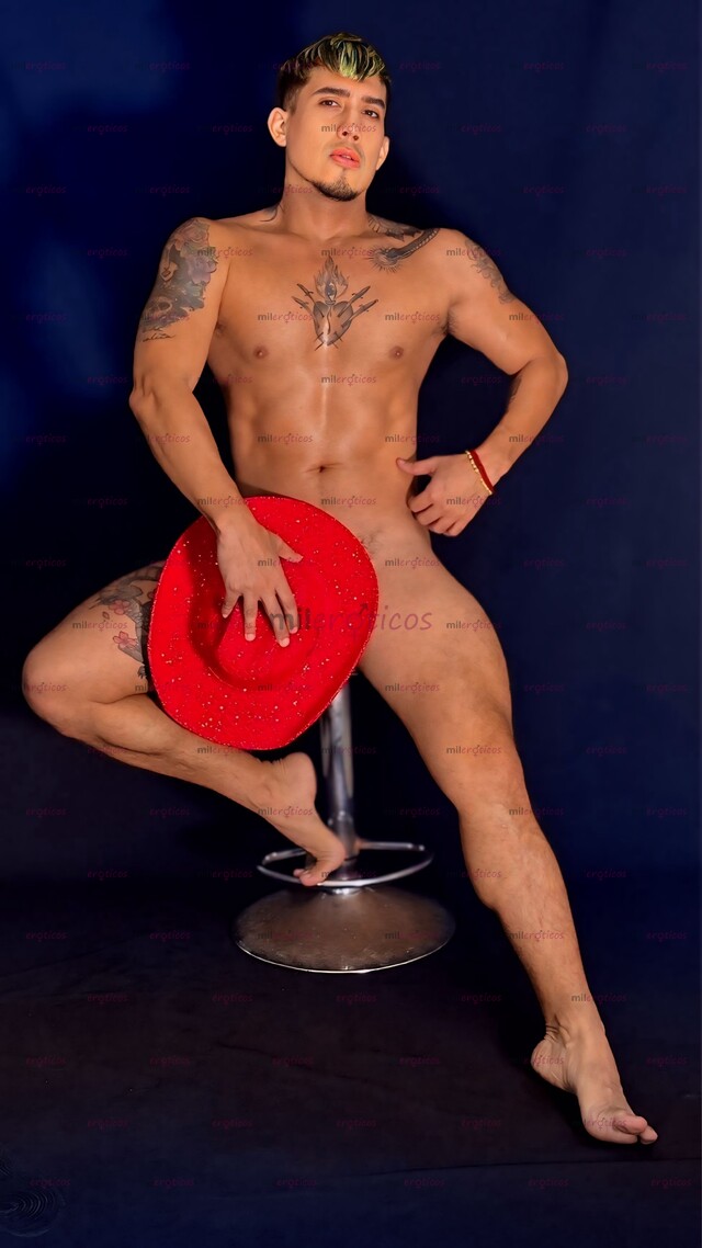 FOTOS DE DYLAN PASIVO CACHONDO AGUANTADOR Y COMPLACIENTE