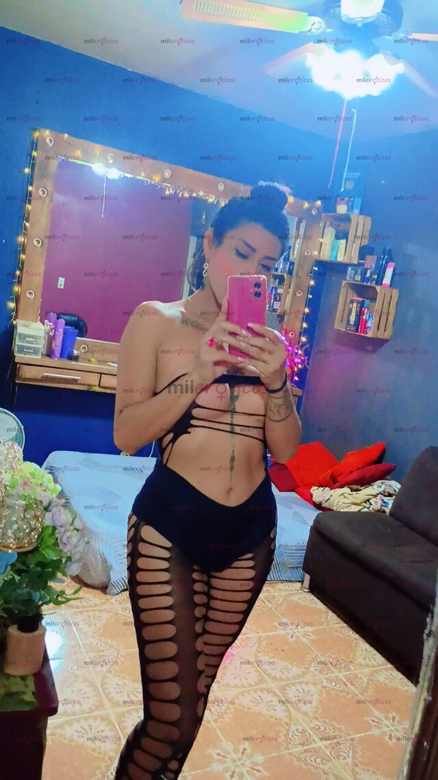 FOTOS DE LAYLA AL NATURAL SOY TOTALMENTE CANDENTE