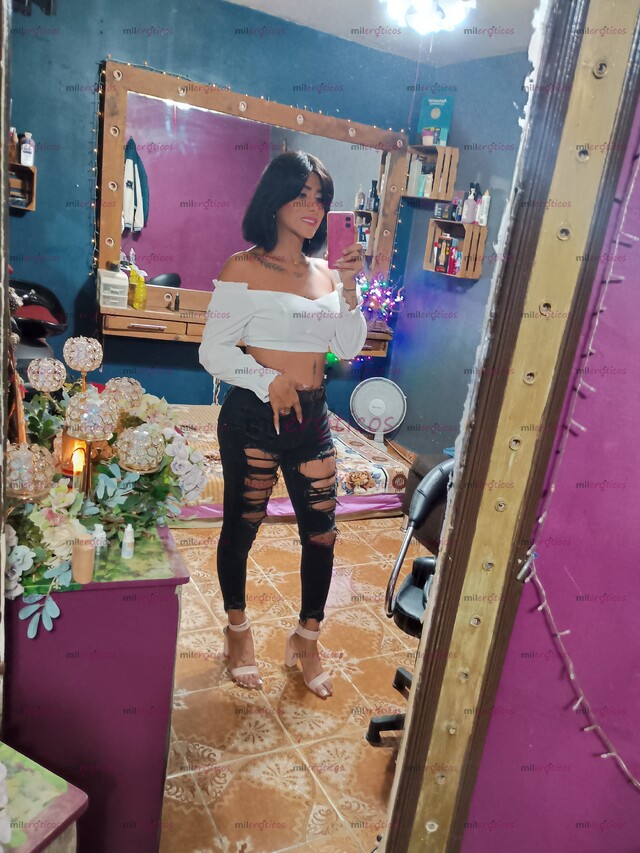 FOTOS DE LAYLA AL NATURAL SOY TOTALMENTE CANDENTE