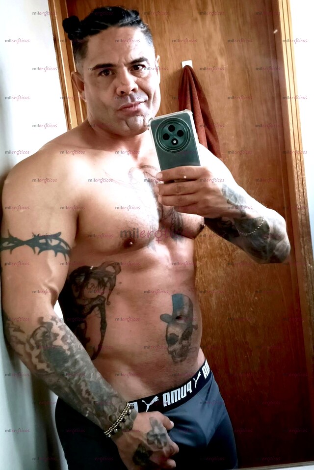 FOTOS DE VERGOTA DE HOMBRE MACHO HÉTEROFUNCIONAL 21CM ES GRUESA