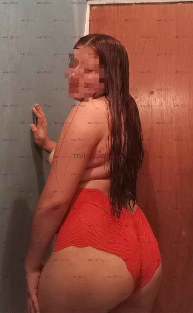 FOTOS DE CHAPARRITA MORENITA LINDA UN BOMBÓN DE NOCHE