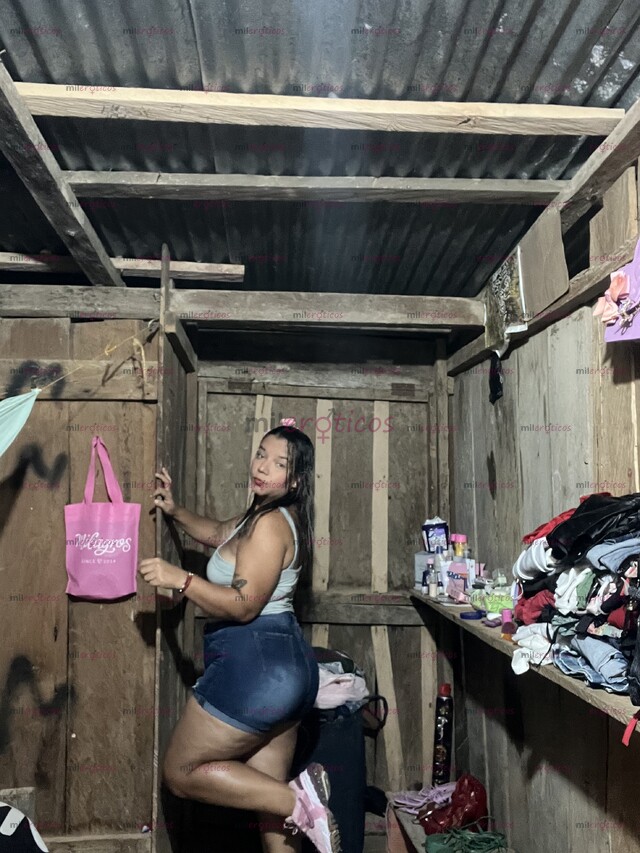 FOTOS DE HOLA MIS AMORES SOY GATA VENGO A TU PUEBLO PARA COMPLACERTE