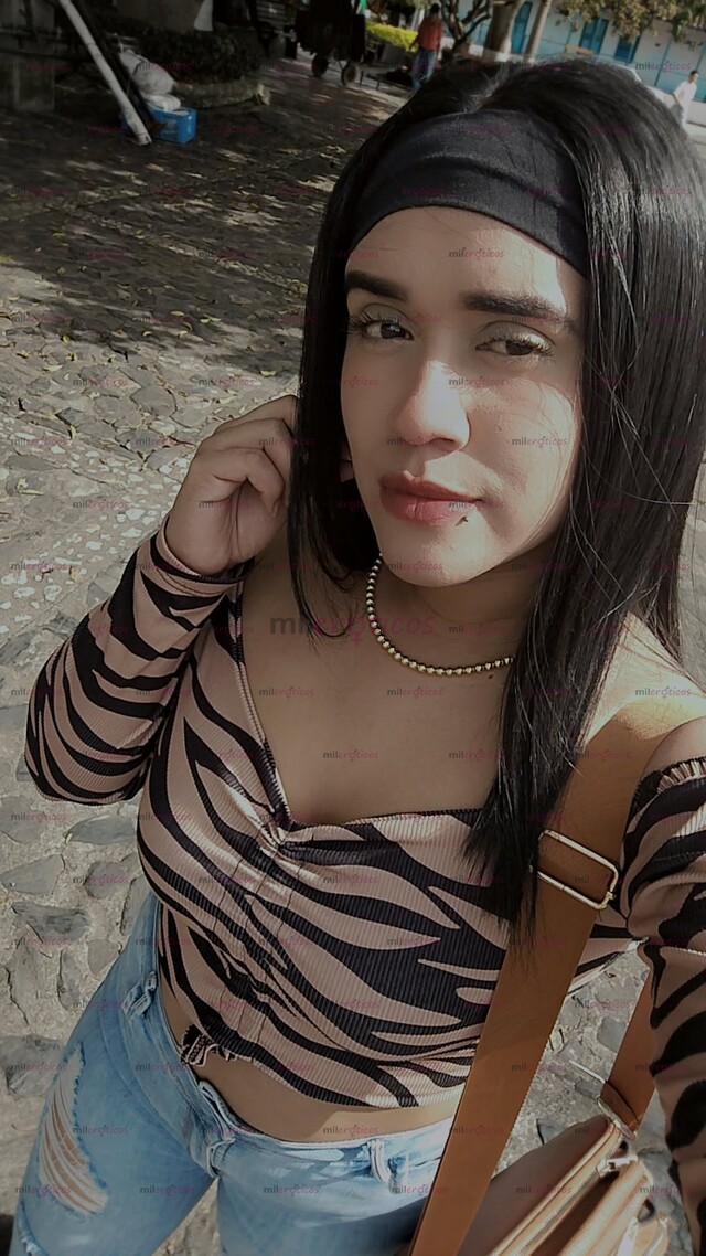 FOTOS DE DEMACIADO ARDIENTE BIEN ESTRECHITA CON UN GRAN CULO