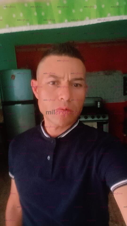 FOTOS DE CHICO SONORENSE CON MUCHA CANDELA PARA DESTROZAR TU ANO CON MI 18 CM