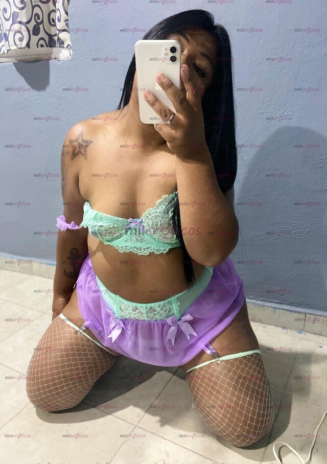 FOTOS DE MORENA DE FUEGO DISPUESTA A COMPLACER TUS MAYORES FANTASÍAS