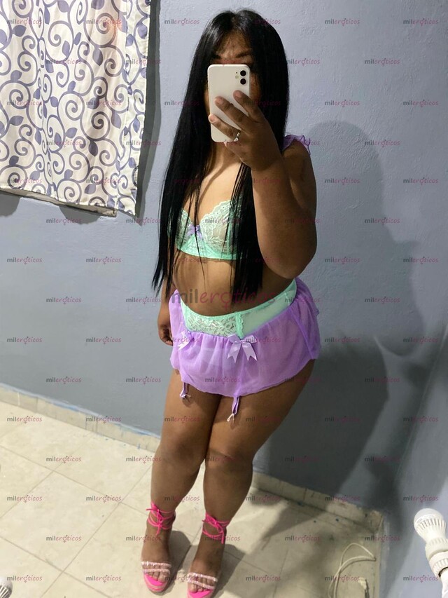 FOTOS DE MORENA DE FUEGO DISPUESTA A COMPLACER TUS MAYORES FANTASÍAS