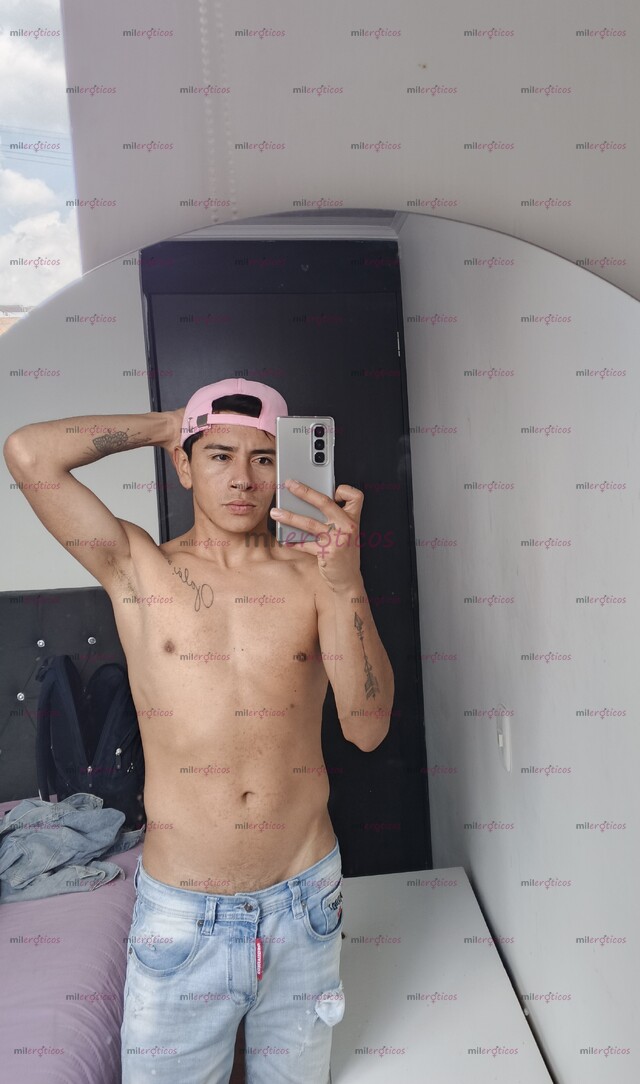 FOTOS DE TWINK DELGADO, VERSÁTIL, VERGON CON SITIO CÓMODO Y DISCRETO.