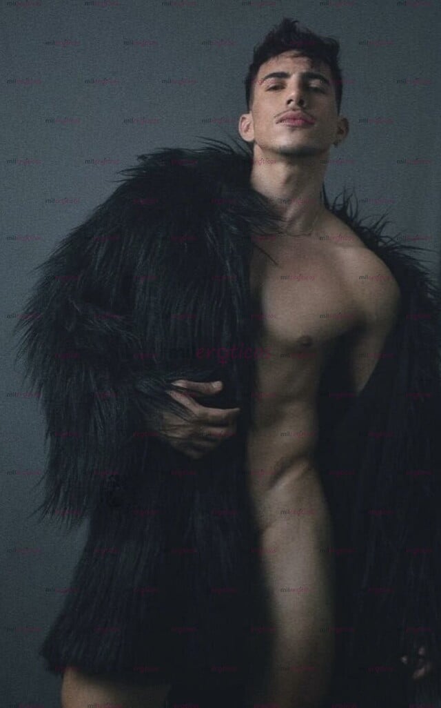 FOTOS DE GUAPO JOVEN VERGON Y NALGON MORBOSO TWINK MASCULINO VERSÁTIL CACHONDO