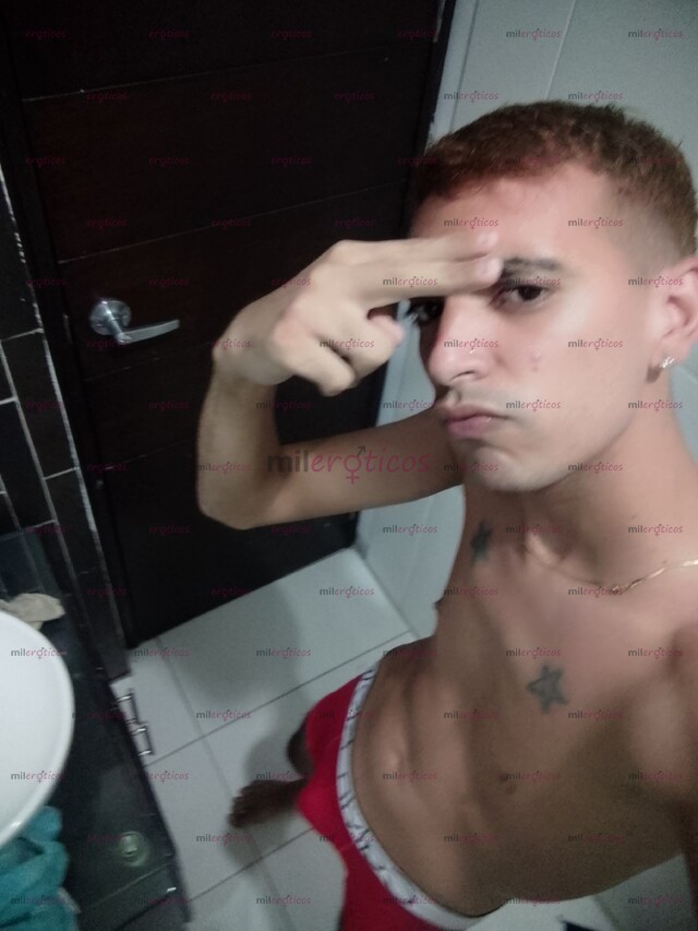 FOTOS DE CHICO PASIVO DE LUJO, SOY AGUANTADOR, SUMISO Y TRAGON.