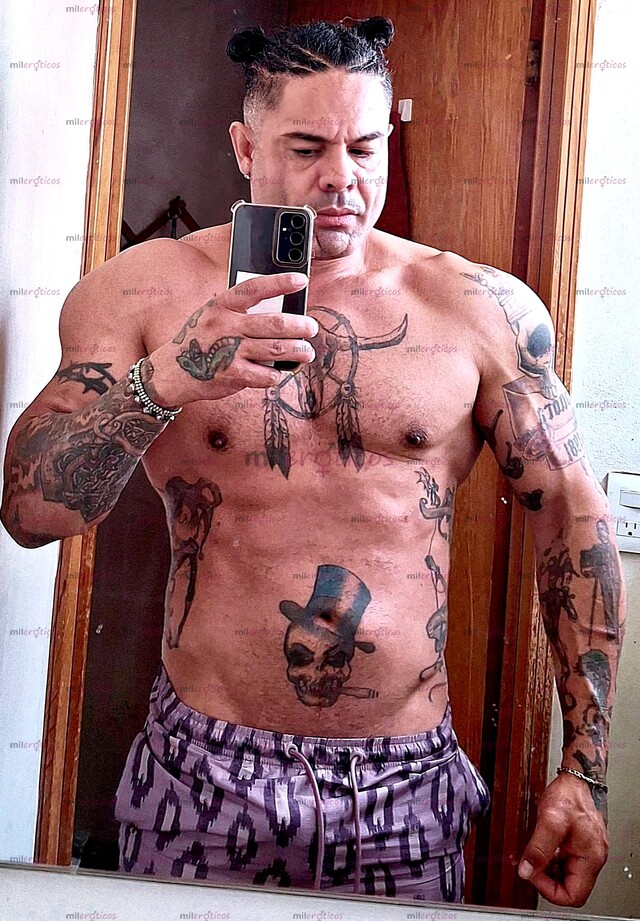 FOTOS DE MUY GUAPO VERGOTA Y CUERPAZO MACHO NORTEÑO