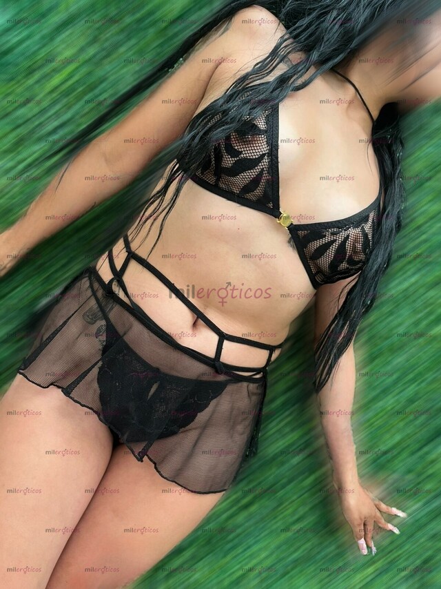 FOTOS DE CAMILA PIEL CLARA, ATREVIDA CARITA TIERNA Y CUERPO DE PECADO