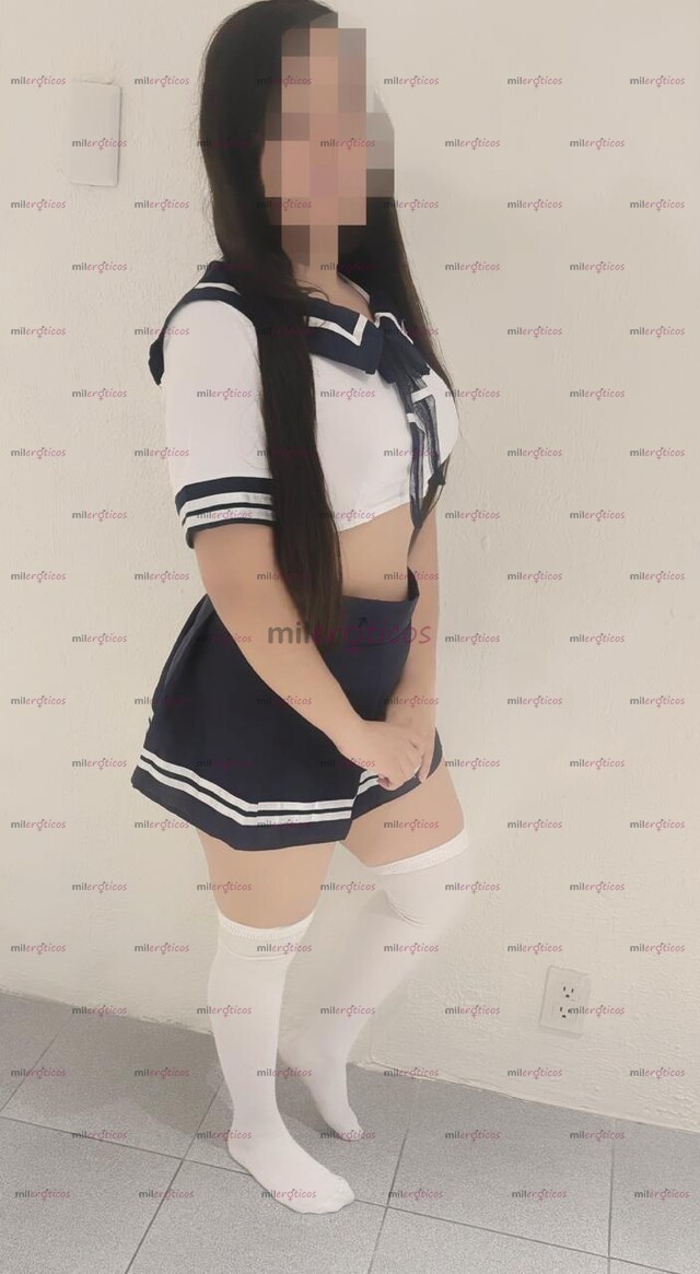 FOTOS DE SUPER RICA Y APRETADITA HERMOSA NENA DE 20 AÑITOS LISTA PARA TI