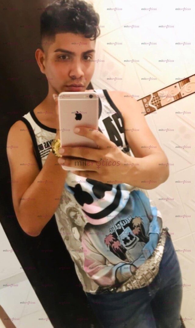 FOTOS DE MASAJES RELAJANTE DE PIE A CABEZA CON ACEITE