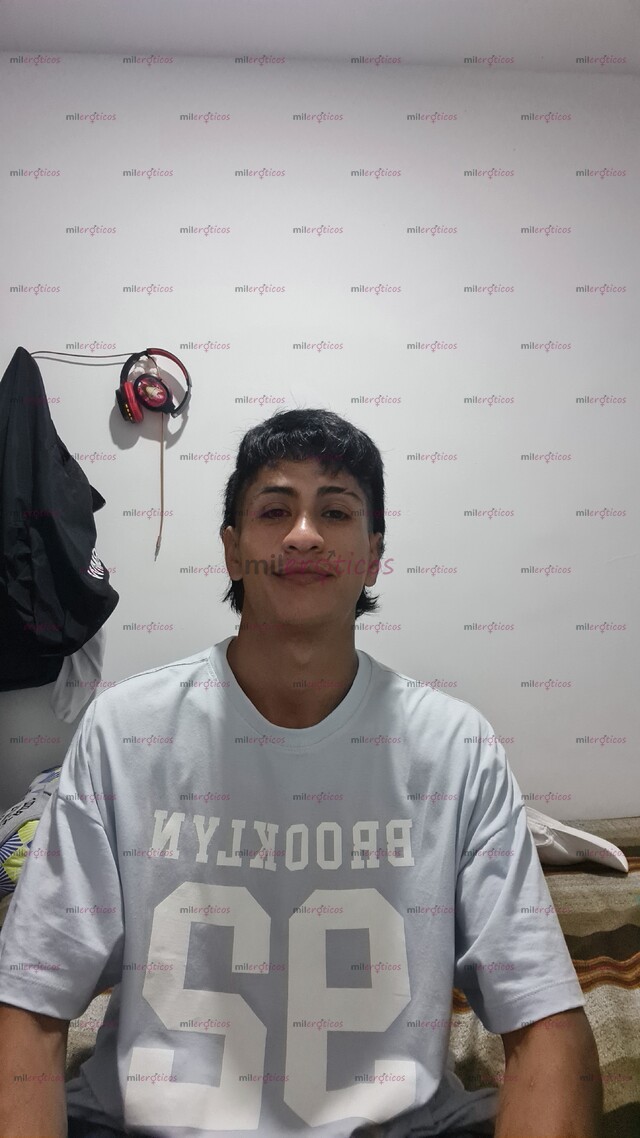 FOTOS DE UN CHICO SERIO, VARONIL, DISCRETO, DIVERTIDO. (PASIVO)