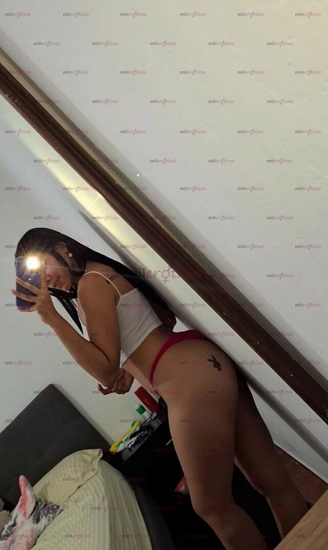 FOTOS DE MELISA UNA CHICA JOVEN MUY ARDIENTE Y APASIONADA DE CUERPO NATURAL