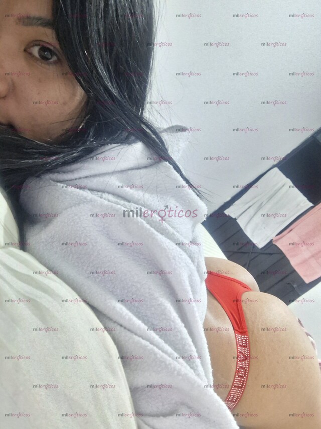 FOTOS DE MELISA UNA CHICA JOVEN MUY ARDIENTE Y APASIONADA DE CUERPO NATURAL