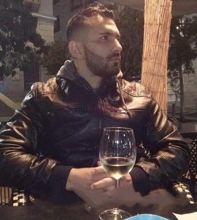 FOTOS DE SCORT MUY MACHO ASEADO Y MUSCULOSO EN TU CIUDAD