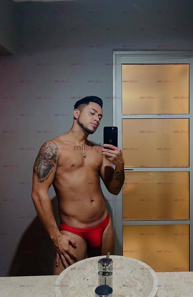 FOTOS DE MASAJISTA PROFESIONAL FITNESS COLOMBIANO EN TU CIUDAD POR POCO TIEMPO