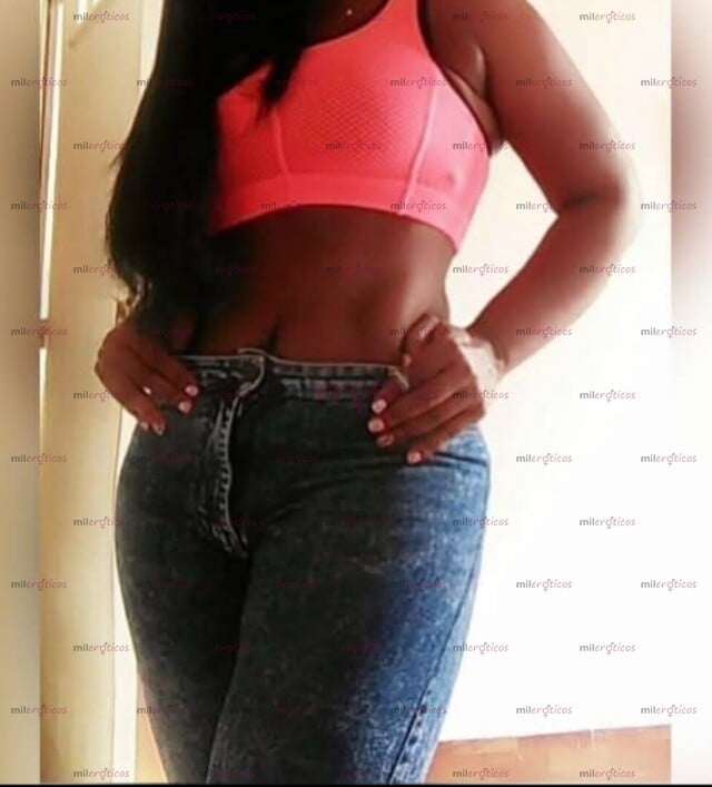 FOTOS DE LUNA NEGRA SENSUAL COLOMBIANA TIERNA Y SEXY