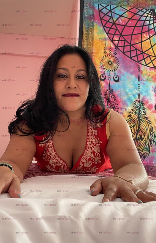 FOTOS DE WENDY TU MASAJISTA VIP EXPERTA EN TANTRA Y PIEL A PIEL EN LA CONDESA