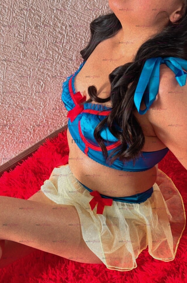 FOTOS DE SOY ANDREA TENGO 19 AÑOS COMPLACIENTE Y CERRADITA PARA QUE SIENTAS RICO PAPI