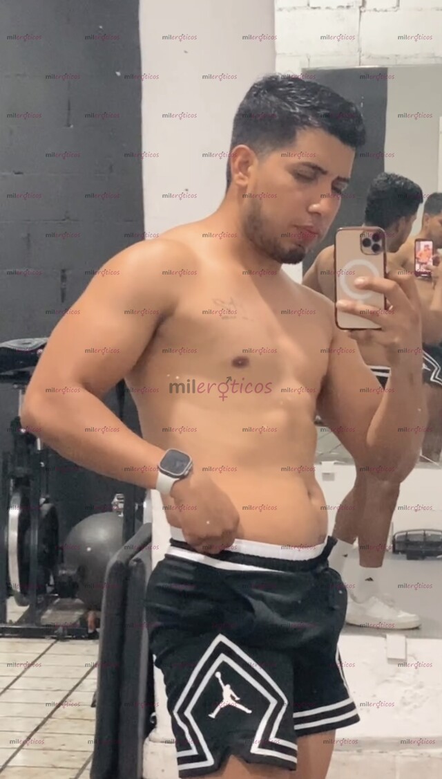 FOTOS DE HOLA SOY ALEJANDRO VAMOS A PASARLA MUY RICO