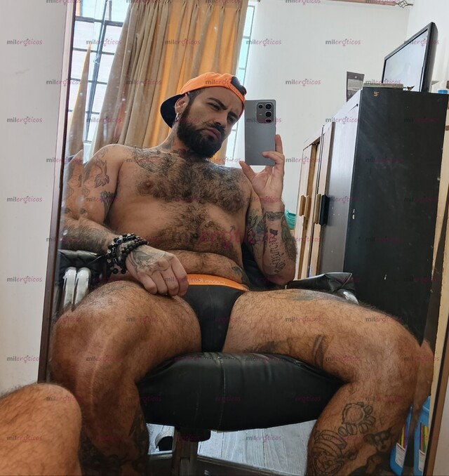 FOTOS DE MACHO PELUDO , LOBO , GUAPO, BARBÓN, INTER