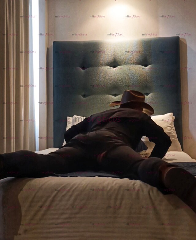 FOTOS DE MACHO ARDIENTE, APASIONADO Y COMPLACIENTE PARA ENCUENTRO ERÓTICO