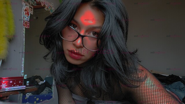 FOTOS DE LINDA ENFERMERA, CHAPARRITA, MORENITA, AGRADABLE Y BUENA