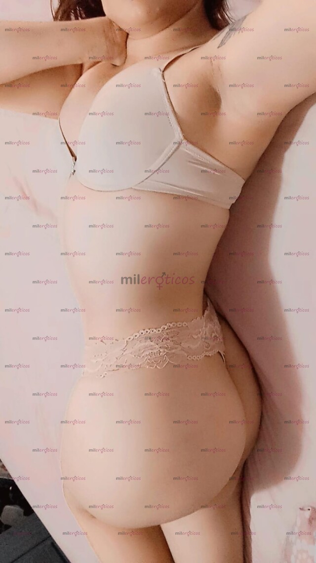 FOTOS DE MÍA HERMOSO BOMBÓN A TU ALCANCE HAGO DE TODO