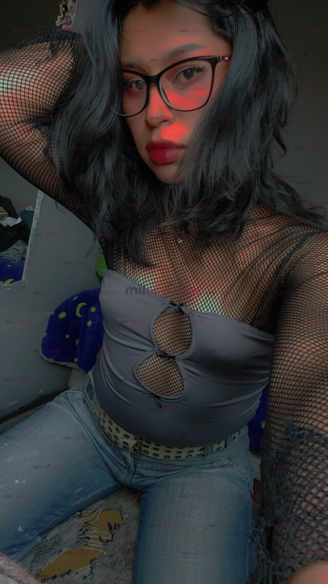 FOTOS DE LINDA ENFERMERA, CHAPARRITA, MORENITA, AGRADABLE Y BUENA